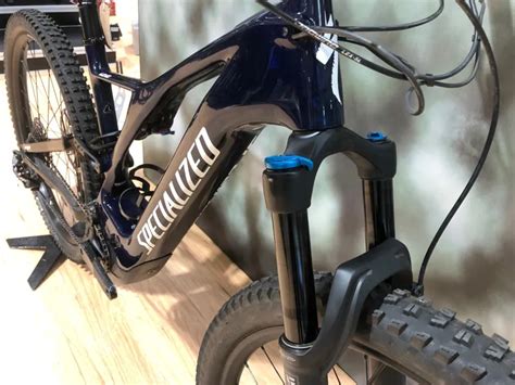 Ex Demo Specialized Levo Comp Carbon 2019 29er Large Blue Tintwhite