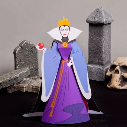 Printed at this scale (four a4 sheets) it stands approximately 20cm (8) high, excluding the horn and crown. Evil Queen Papercraft | Disney Family