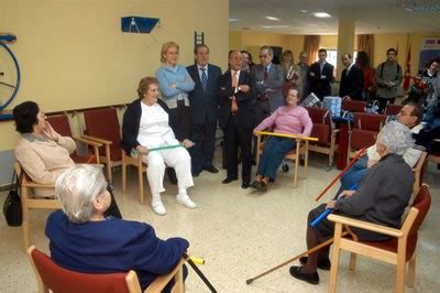 noticia local: Aperturan centro para adultos mayores en La ...
