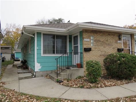 See the best apartments available with official pricing, pictures, info & more!. Great 5 bedroom duplex in South Minneapolis - Apartment ...