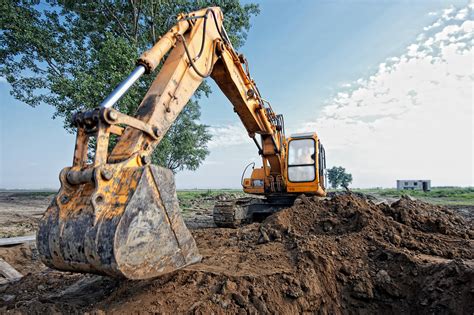 What You Need To Know Before Buying Used Construction Equipment