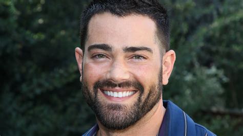 Heres What Jesse Metcalfe From Desperate Housewives Is Doing Now