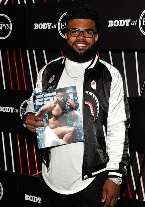 ezekiel elliott from stars at 2017 body at espys party e news