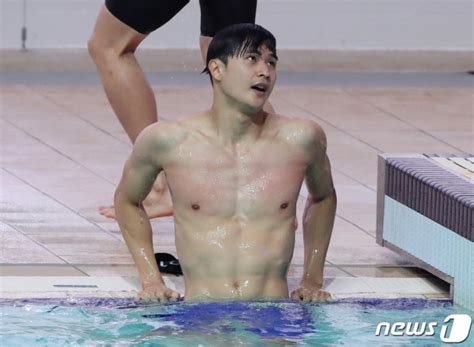 백인철 男접영 50m 깜짝 금메달 대회신기록 작성 머니투데이