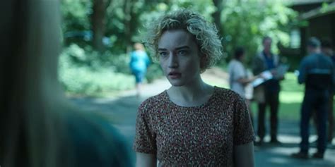 Julia Garners Best Roles Ranked From Ozark To Inventing Anna United