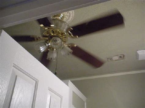 They aren't like the ceiling fans in your bedroom that just circulate air around. Ceiling fan in bathroom and grody vent lurking behind ...