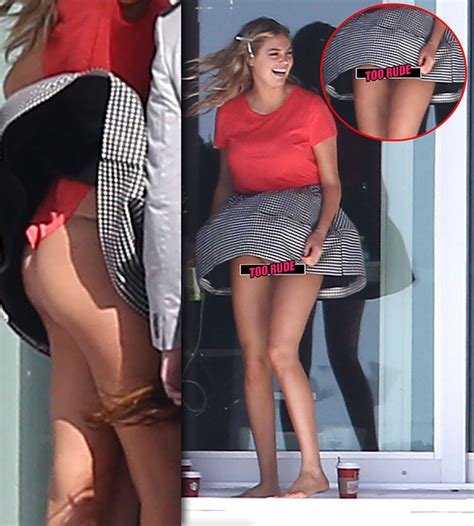 Top Worst Celebrity Wardrobe Malfunctions That Went Viral Will