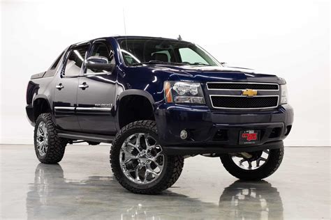 Lifted 2008 Chevrolet Avalanche Ultimate Rides