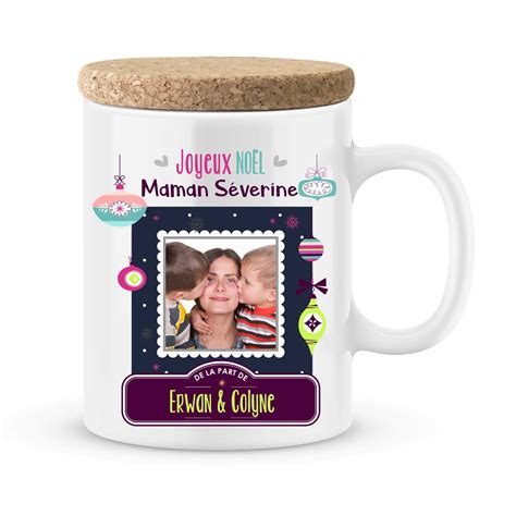 Que ta maman soit insolite ou pas, il y a forcément une idée cadeau sympa et insolite pour elle ici même ! Cadeau noël pour maman. Mug joyeux noël maman personnalisé