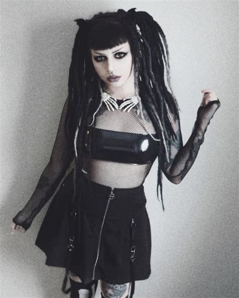 𝕷𝖔𝖚𝖎𝖘𝖊 𝕷𝖆 𝕱𝖆𝖓𝖙𝖆𝖘𝖒𝖆 On Instagram “feeling All Early 00s Goth And Im Not Mad At It ” Goth