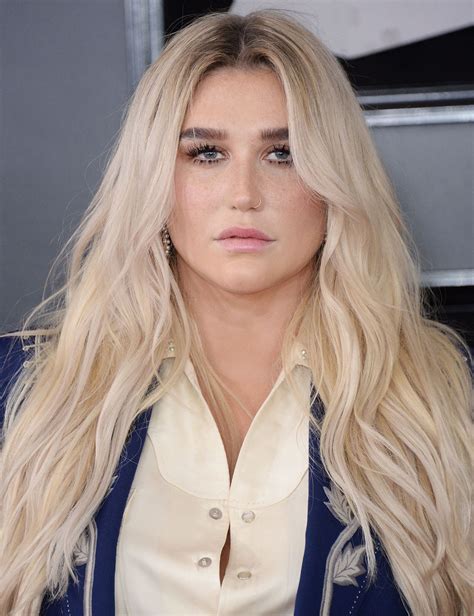 Kesha 2018 Grammy Awards In New York • Celebmafia