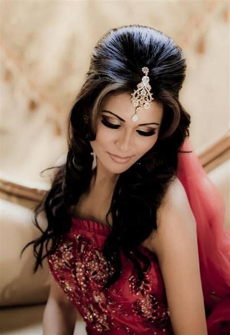Hairstyles For Indian Wedding 20 Showy Bridal Hairstyles