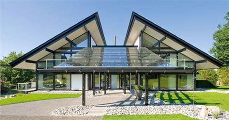 Huf haus gmbh & co. Eh-oh! Gary Neville dumps Teletubbies house plans - but ...