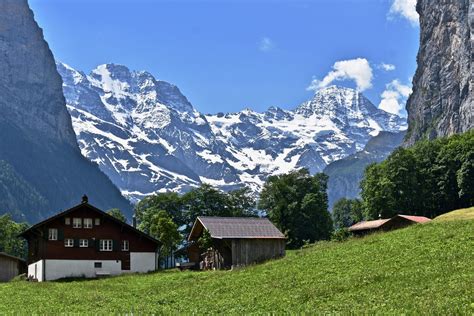 A Short Hike From Lauterbrunnen To My Campsite Near Stechelberg