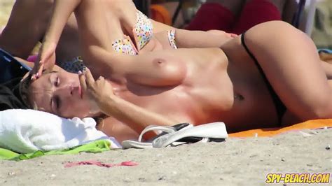Amateur Topless Beach Voyeur Teens Hidden Cam Spy Video Eporner