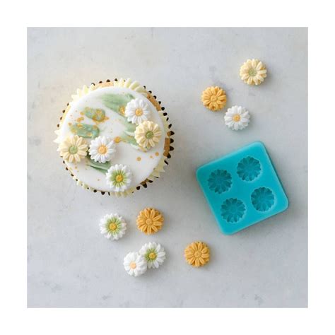 Get Started in Cake Decorating Bundle | Hobbycraft