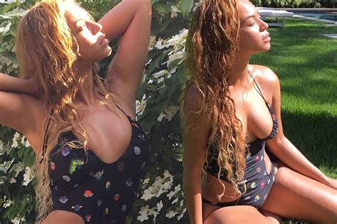 Beyonce Risks Nip Slip In Plunging Black Swimsuit As She Flaunts