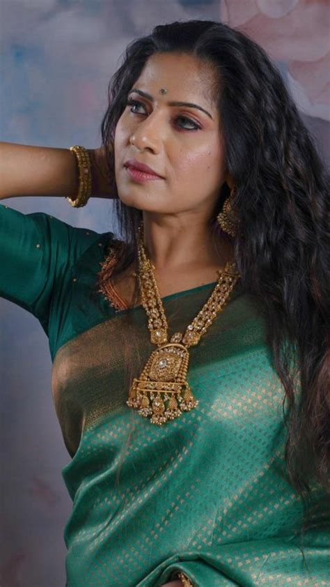 Actress Huh On Twitter Rt Thiruc96 Meenal Auntylover Semya Iruka Katta 😍😘
