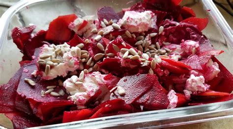Rote Beete Salat mit Fetakäse