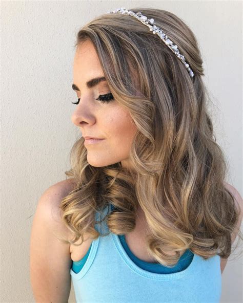 Prom Hairstyles Loose Curls Photos