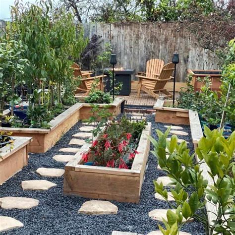 66 Raised Garden Bed Ideas To Invigorate Your Backyard