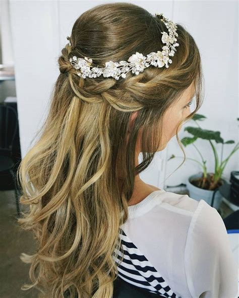 21 Pretty Half Up Half Down Hairstyles Great Options For The Modern Bride Headband