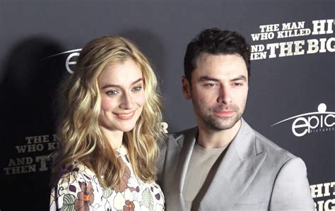 Aidan Turner Spotted On Romantic Holiday With Actress Girlfriend Caitlin Fitzgerald Goss Ie