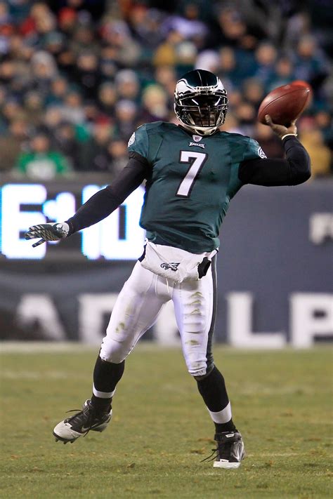 Michael Vick Eagles Put Franchise Tag On Him What Does It Mean
