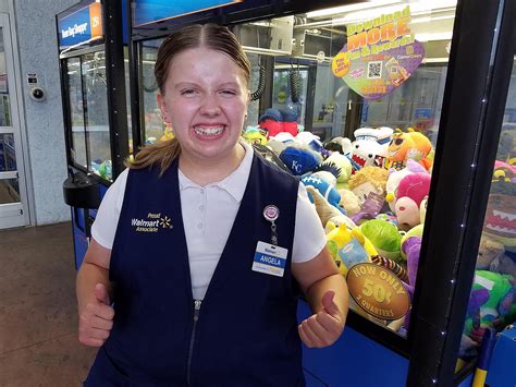 Morning is the perfect time to make your loved one smile with a lovely message from you. Good Morning: Wal-Mart greeter loves to put a smile on ...