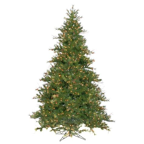 Vickerman 9ft Green 2362 Tips Christmas Tree 1100 Clear Dura Lit