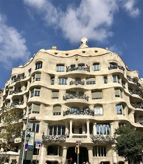 See The Best Of Gaudi And Catalan Modernism On This Self Guided