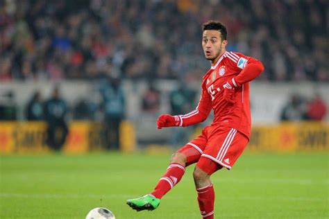 Aktueller cheftrainer des fc bayern münchen. Hansi Flick krijgt vertrekwens te horen van Thiago ...