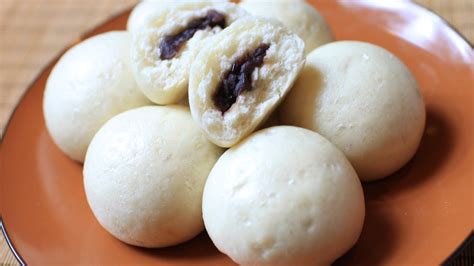 Not red bean paste is only good because they put sugar in it. How to Make Red Bean Paste Buns / 豆沙包 - YouTube
