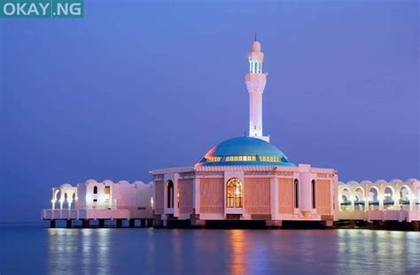 Saudi Arabia Shuts Mosques Suspends Congregational Prayers Over