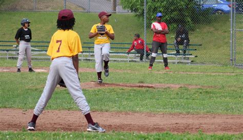 Little Leaguers Press For Parks Repairs New Haven Independent