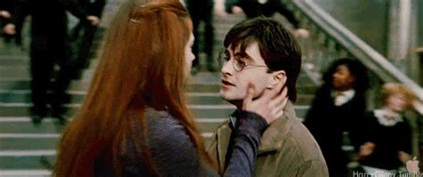 Ginny And Harry Kiss Harry Potter Photo Fanpop