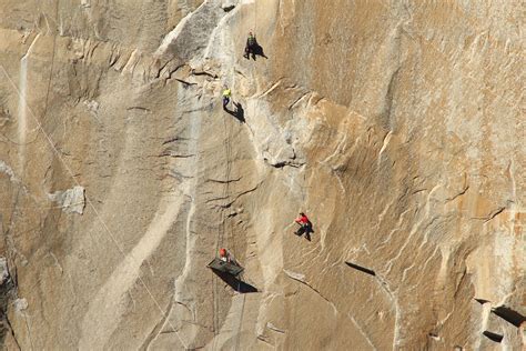Free Climbers First To Summit El Capitan Via Dawn Wall