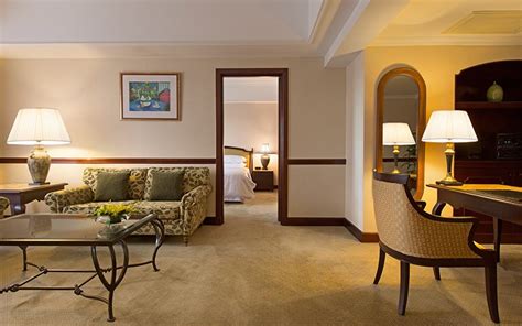 Nha trangin asema sijaitsee 18 minuutin kävelymatkan päässä. Khách sạn Sheraton Hanoi | Hà Nội - Chudu24
