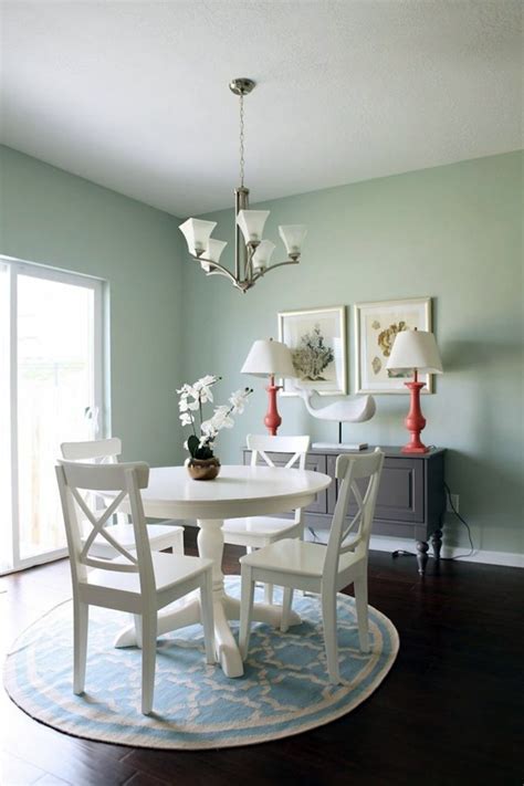 The dining table is a central part of the dining room, where we enjoy while eating, whether it is located in the dining room, the living room or in some corner in the kitchen and therefore the place for sitting around the table has to be comfortable and spacious. 70 round dining tables that can totally transform any ...