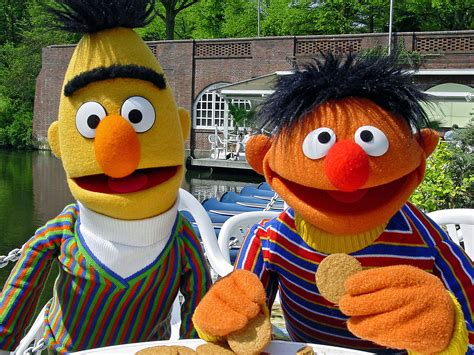 Ernie And Bert Sketches Sesamstrasse Muppet Wiki Fandom Powered By