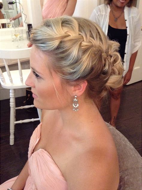 Free Bridesmaid Hair Shoulder Length Hairstyles Inspiration Best Wedding Hair For Wedding Day Part