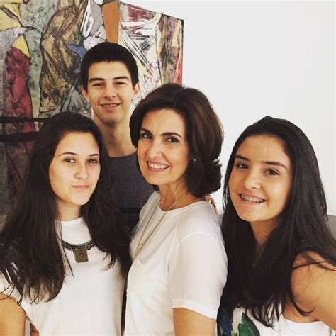 To connect with fatima, sign up for facebook today. EGO - Fátima Bernardes curte Dia das Mães com os trigêmeos ...