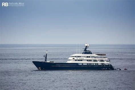 Flavio briatore dinyatakan bersalah oleh pengadilan genoa, italia, atas kasus sempat mengajukan gugatan, eks bos benetton dan renault itu harus kehilangan kapal pesiar (yacht) kesayangannya. Flavio Briatore yacht | Yacht, Flavio briatore, Super yachts