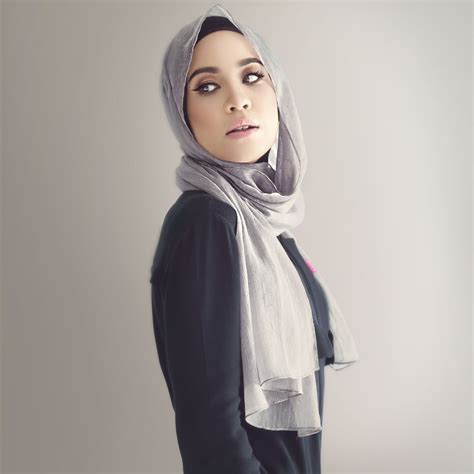 pin on beautiful hijab girl