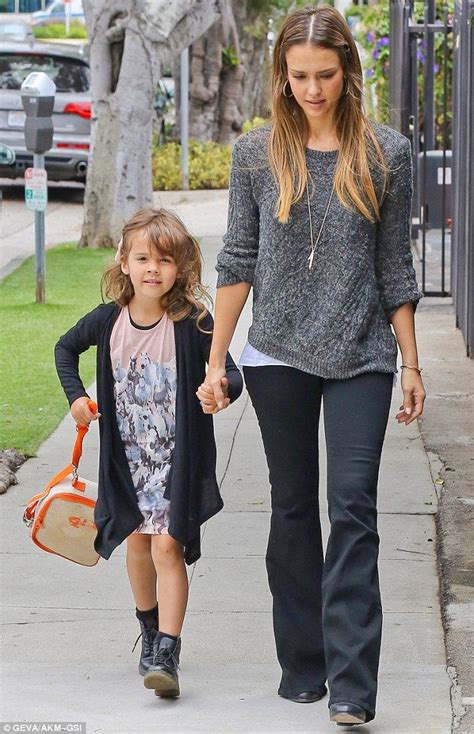 Following In Her Mothers Fashionable Footsteps Jessica Albas Daughter Honor Emulates Actress