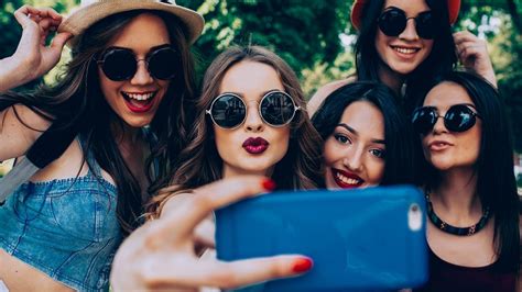 Le Business De La Vente De Selfies En Ligne Technology Messenger