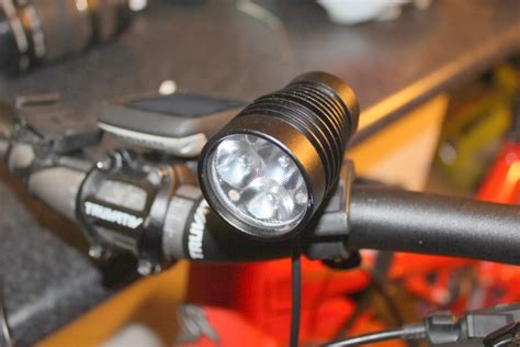 Top 3 Best Bicycle Lights For Riding At Night 2022