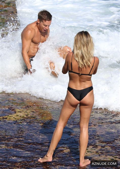 Lisa Clark Sexy In A Bikini Photo Shoot With Her Friend At Tamarama Beach In Sydney Australia