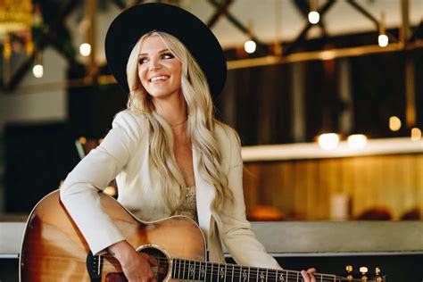 Listen Britnee Kellogg Tributes Moms Everywhere With Emotional New Single Hey Mama Country Now