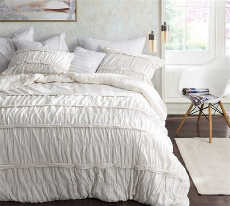 Best Comforters Sized King Oversized Off White Comforter